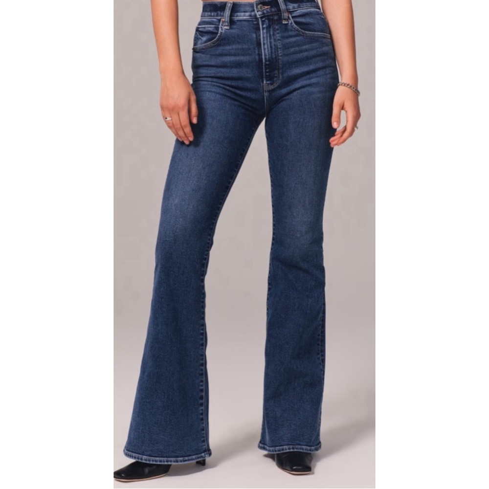 Abercrombie & Fitch The Flare Ultra High Rise